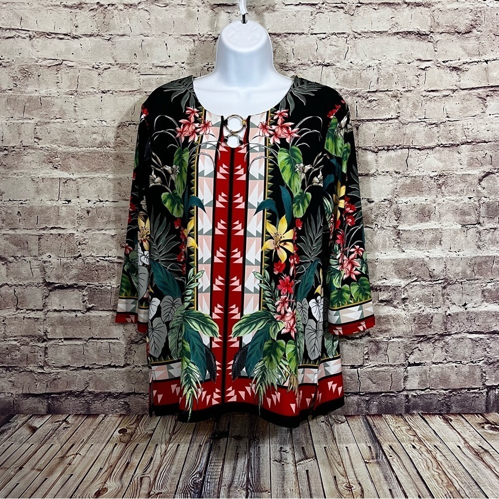 JM Collection Floral Keyhole Neck 3/4 Sleeve Blouse